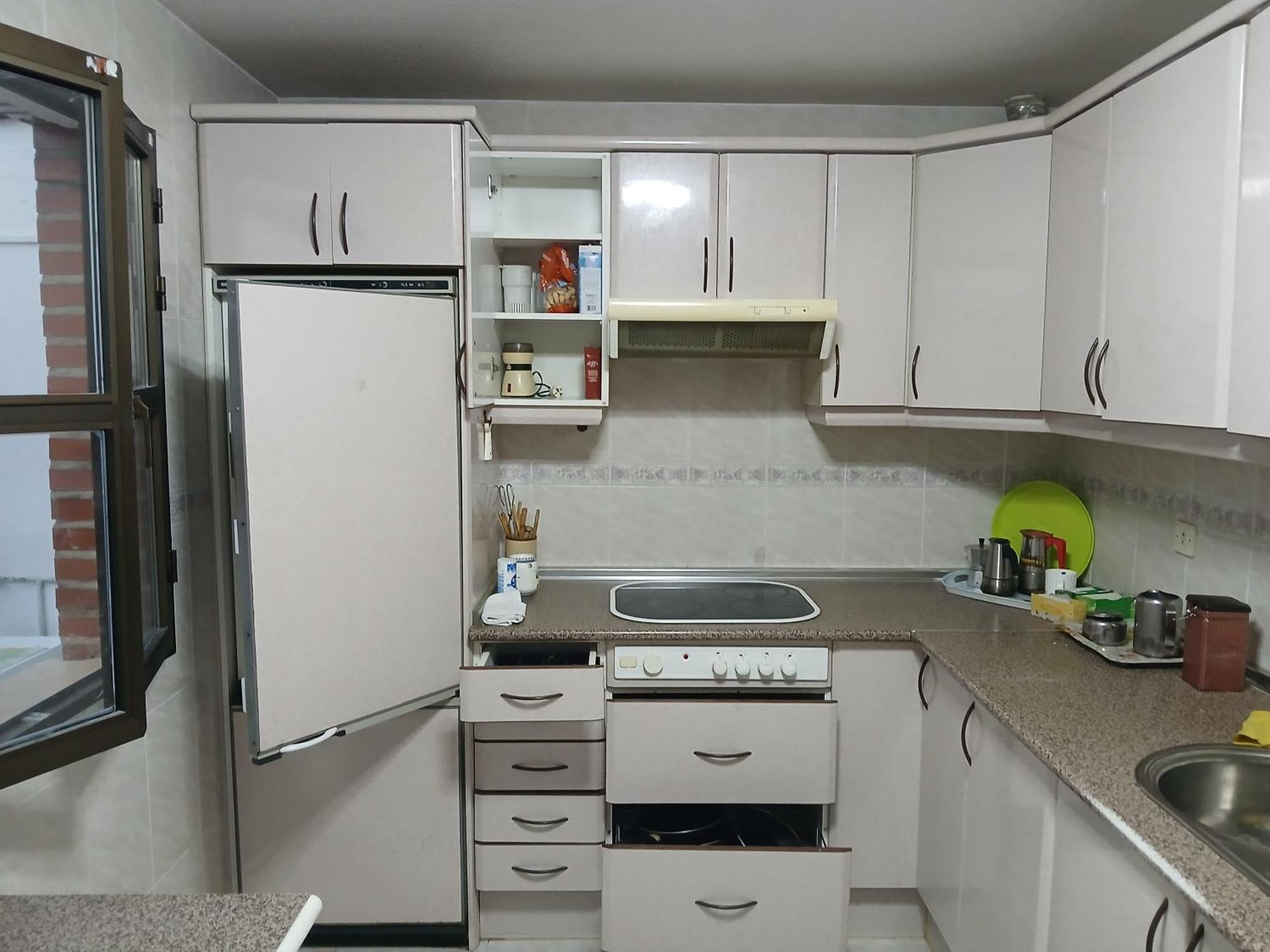 Habitacion Privada Triple Toledo Exterior photo